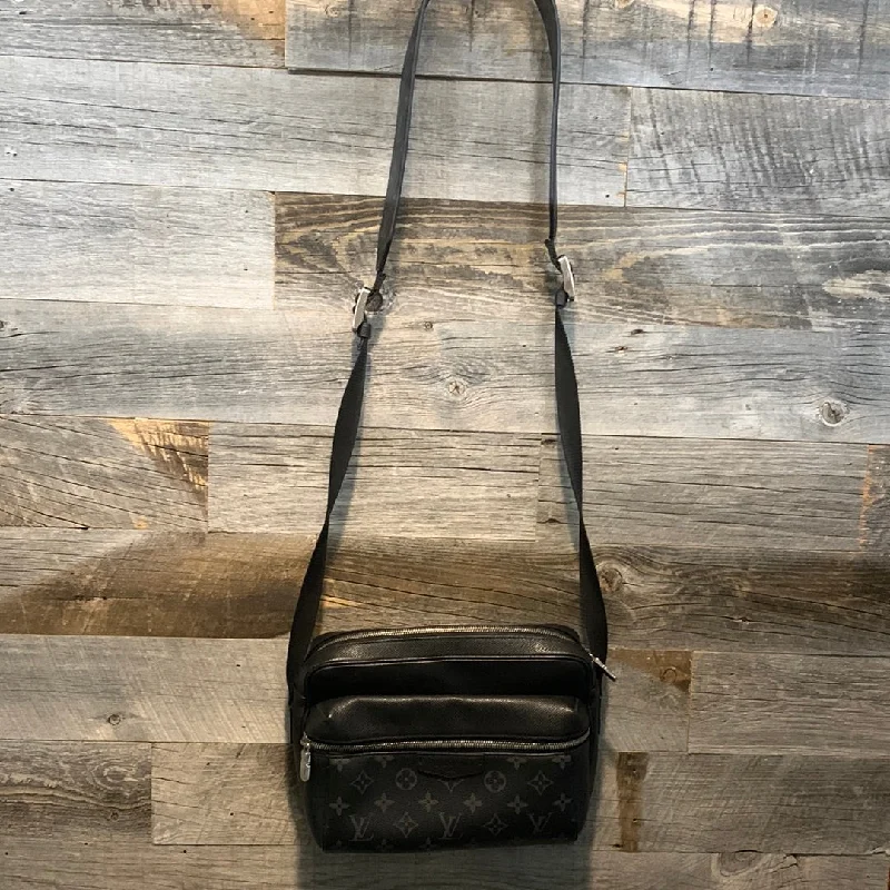 Louis Vuitton bags with a chain - link trim and a leather body for a modern edgeLouis Vuitton Monogram Eclipse Taiga Messenger Bag