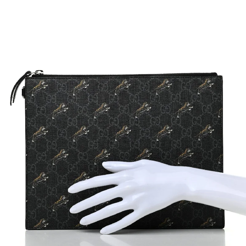 Ladies Gucci shoulder bags with a magnetic - closure flapGucci Black GG Supreme Monogram Tiger Print Clutch Bag 575136