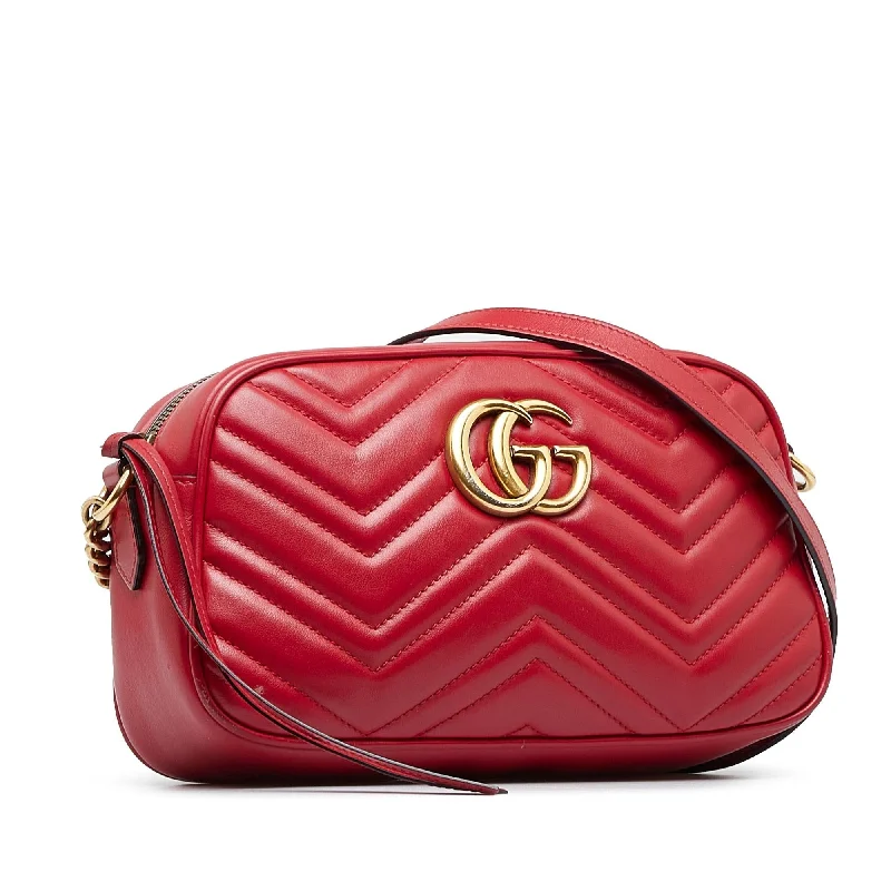 Ladies Gucci handbags with a detachable coin purse insideGucci GG Marmont Matelasse Crossbody Bag (SHG-ei1J0V)