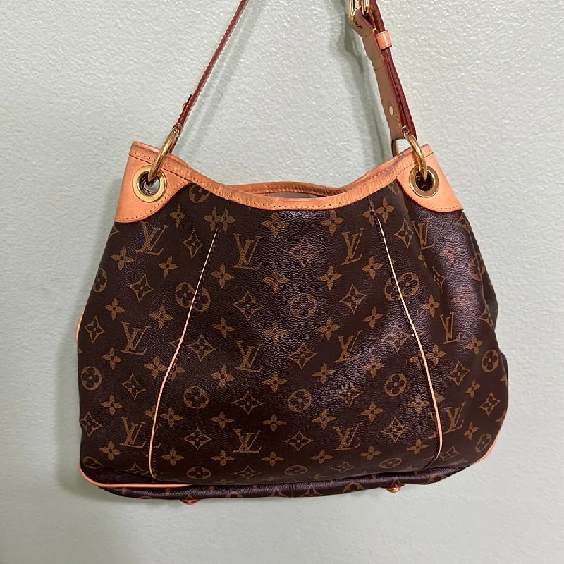 Louis Vuitton bags with a chain - link trim and a leather body for a modern edgeLouis Vuitton Monogram Galliera PM