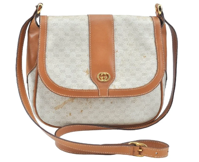 Women Gucci bags with a detachable mobile phone holderAuthentic GUCCI Micro GG PVC Leather Shoulder Cross Body Bag White K9493