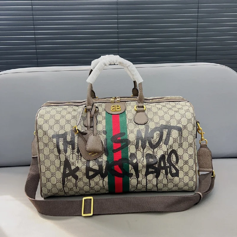 Women Gucci bags with a snap - button closure and a decorative charmGucci ×Balenciaga weekender Bag