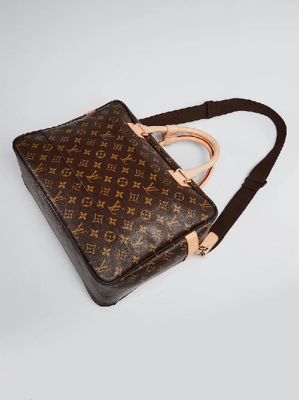 Louis Vuitton bags with a chain - link trim and a leather body for a modern edgeLOUIS VUITTON Monogram Canvas Icare Laptop Bag