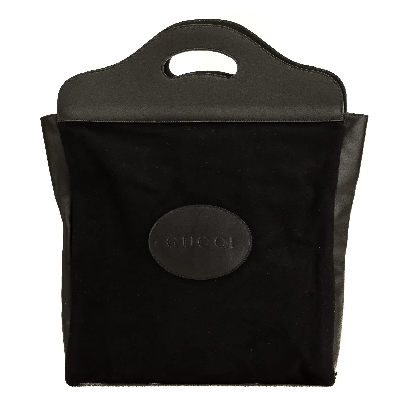 Women Gucci bags with interlocking G hardware for a classic lookGucci Black Suede Tote Bag (5101040)