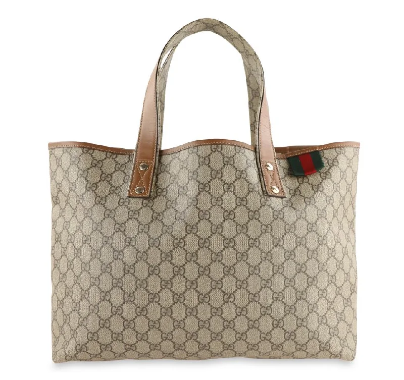 Ladies Gucci shoulder bags with a single - handle designGucci Large Gg Brown Coated Canvas Tote