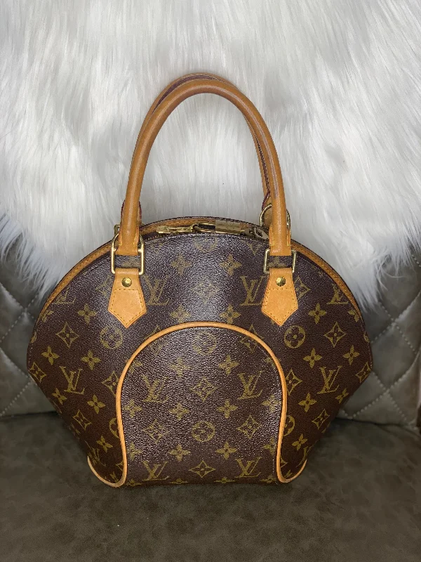 Louis Vuitton bags with a chain - link trim and a leather body for a modern edgeLouis Vuitton Monogram Ellipse