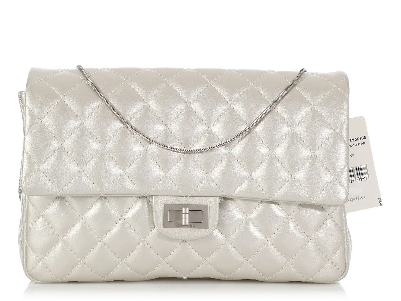 Chanel Lightweight Handbag for Daily ErrandsChanel Metallic Silver Quilted Calfskin Reissue Clutch