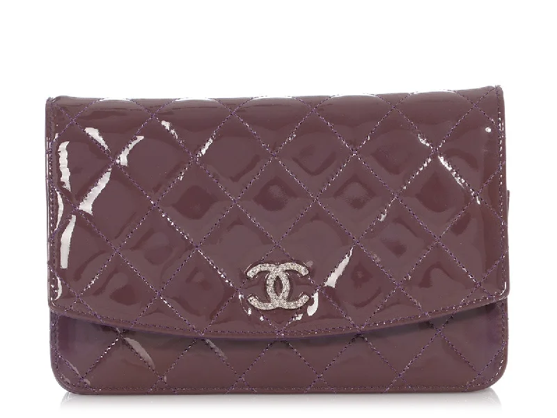 Chanel Lightweight Handbag for Daily ErrandsChanel Violet Quilted Patent Brilliant Wallet On Chain WOC