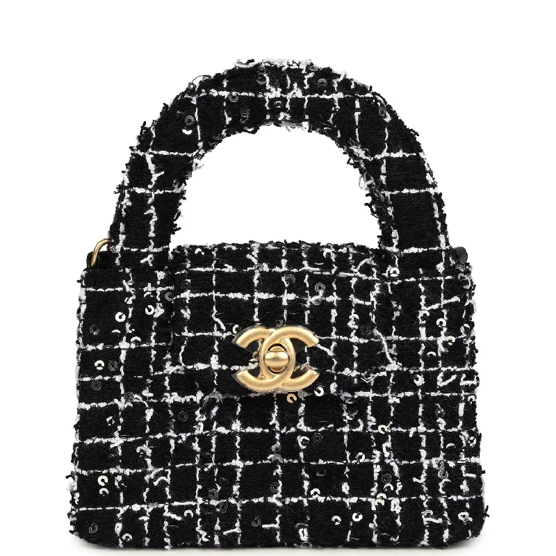 Chanel Quilted Leather Shoulder Bag for FashionistasChanel Nano Kelly Shopper Black, White & Sequin Tweed Brushed Gold Hardware