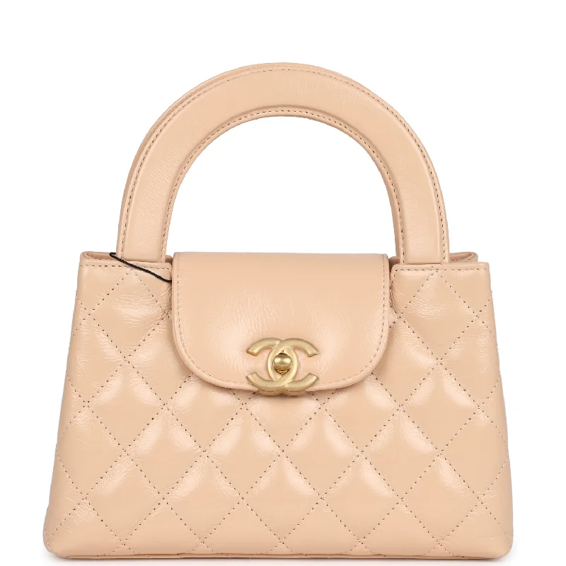 Chanel Limited Edition Handbag for CollectorsChanel Small Kelly Shopper Beige Shiny Aged Calfskin Brushed Gold Hardware