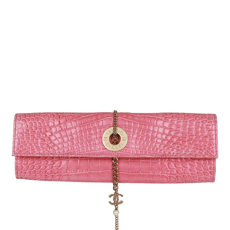 Chanel Medium Tote Bag for Office LadiesVintage Chanel Chain Envelope Evening Clutch Bag Pink Crocodile Gold Hardware