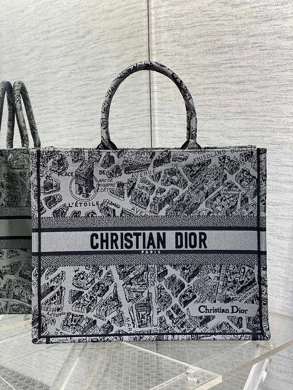 Christian Dior Saddle bags with a patent leather finish for a shiny lookBC - Dior Bags - 028