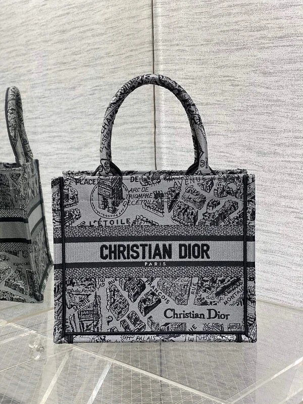 Christian Dior Saddle bags with a studded trim for a bold lookBC - Dior Bags - 037