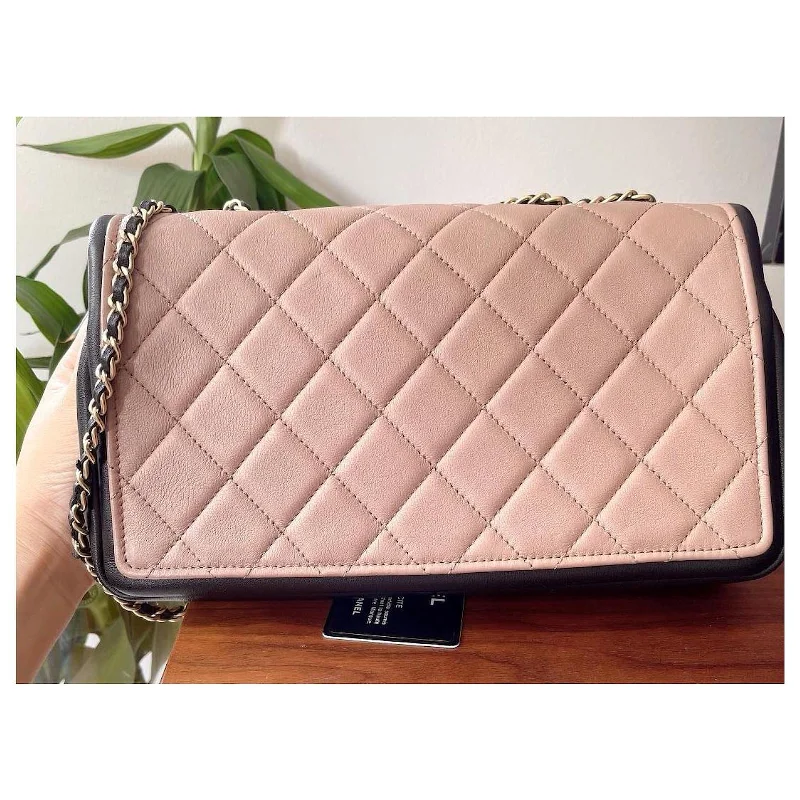 Chanel Quilted Leather Shoulder Bag for FashionistasChanel Duo Tone Flap Bag