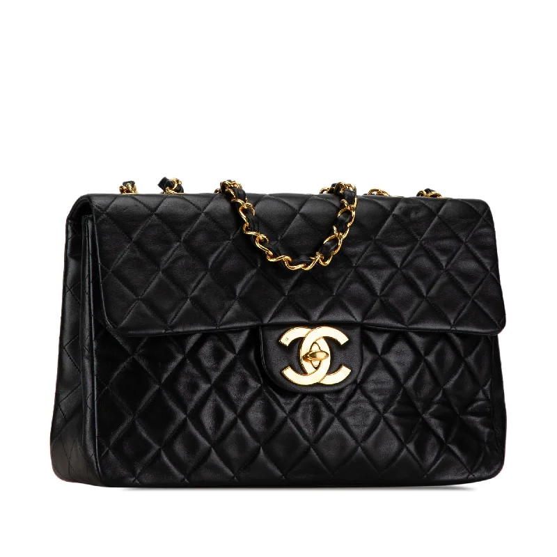 Chanel Small Crossbody Bag for TravelChanel Maxi Classic Lambskin Single Flap (kQKahZ)