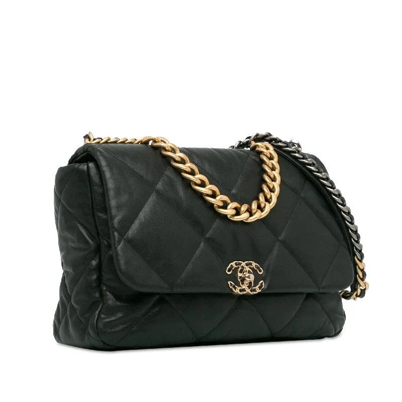 Chanel Designer Handbag with Unique DesignChanel Maxi Lambskin 19 Flap (xugRcp)