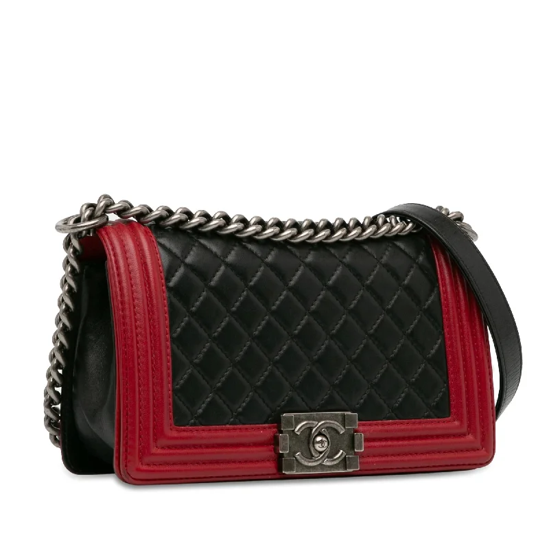 Chanel Chain Strap Handbag for Everyday UseChanel Medium Bicolor Lambskin Boy Flap (Qk8sN1)