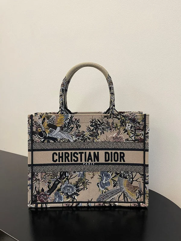 Christian Dior Saddle bags with a patent leather finish for a shiny lookChristian Dior  Bags - 2616