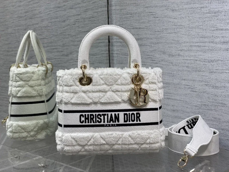 Christian Dior crossbody bags with a front - flap pocket for easy accessChristian Dior  Bags - 2640