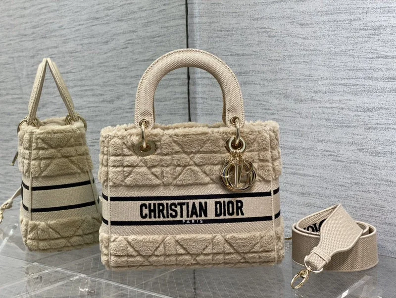 Christian Dior Saddle bags with a studded trim for a bold lookChristian Dior  Bags - 2644