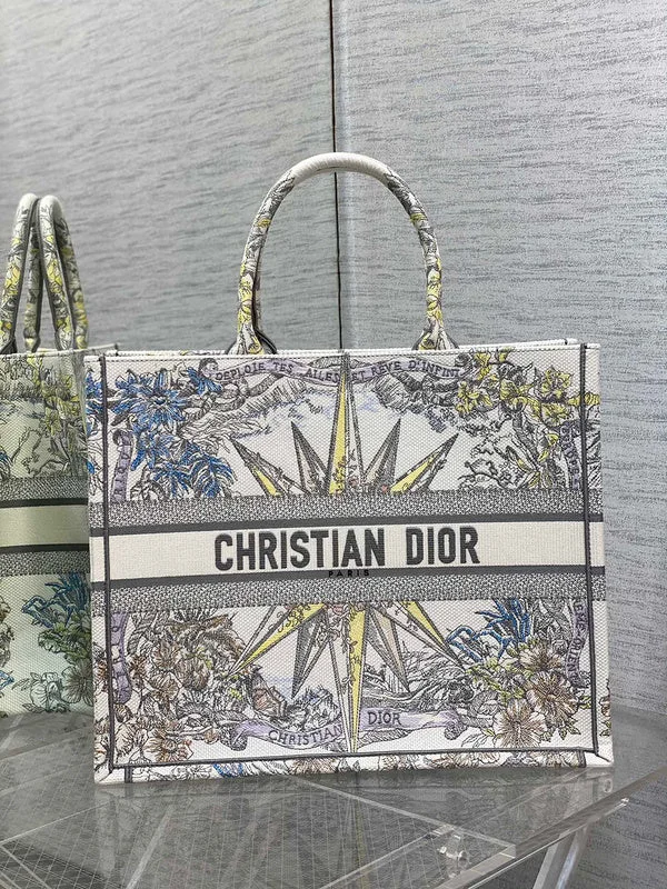 Christian Dior bags with a detachable coin purse insideChristian Dior  Bags - 2660