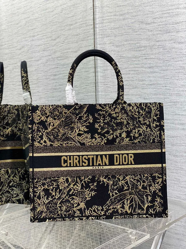 Christian Dior Saddle bags with a patent leather finish for a shiny lookChristian Dior  Bags - 2689