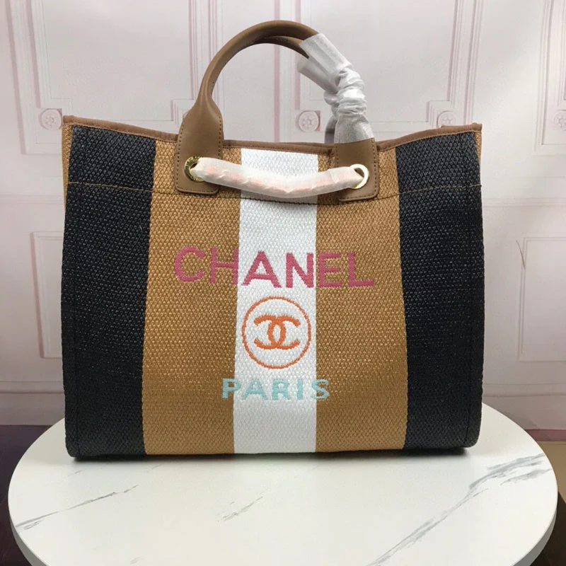 Chanel Handbag with Adjustable Strap for ComfortWF - Chanel Bags - 2231