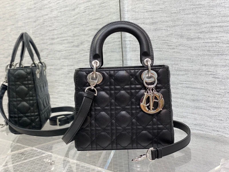 Luxury Christian Dior crossbody bags with a chain - link strapDior Bag