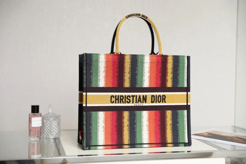 Christian Dior Saddle bags with a patent leather finish for a shiny lookDior Bags -The Arid Bag Shop Bags - 349