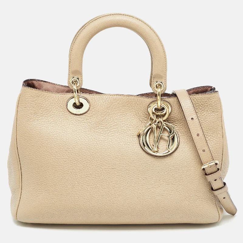 Christian Dior tote bags with a double - handle and shoulder - strap optionDIOR Beige Leather Medium issimo Shopper Tote