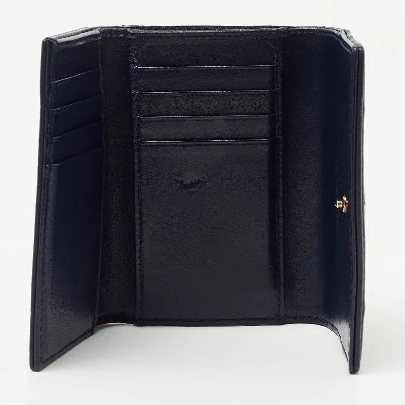 Christian Dior Saddle bags with a distressed leather finishChristian Dior Blue Leather ama Trifold Wallet