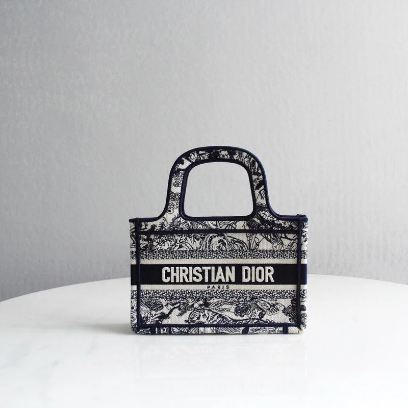 Trendsetting Christian Dior crossbody bags with a colorful strapWF - Dior Bags - 237