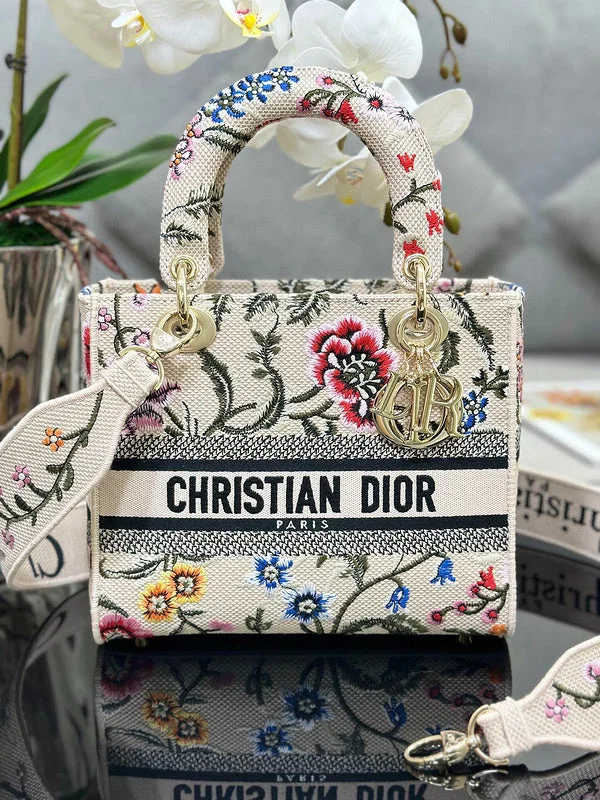 Fashion - forward Christian Dior tote bags for the modern womanWF - Dior Bags - 238